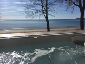 Utendørs boblebad
