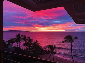 More Amazing bursts of sky color taken from lanai(all 803's photos copyrighted)
