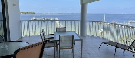 Balcony with a beautiful view of the bay!