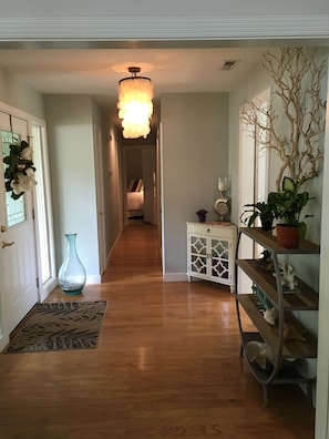 Entry Hall to Bedrooms