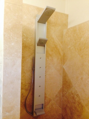 WOW~! shower tower multiple massage jets travertine tile pebble floor