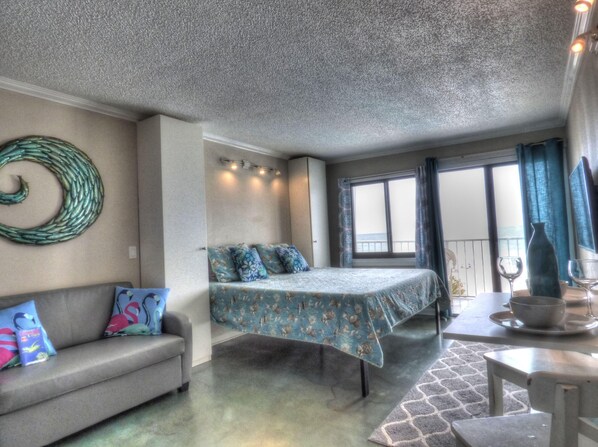 Studio Beach Front