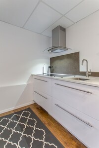 Modern King Size Guest Suite(No Cleaning Fee)