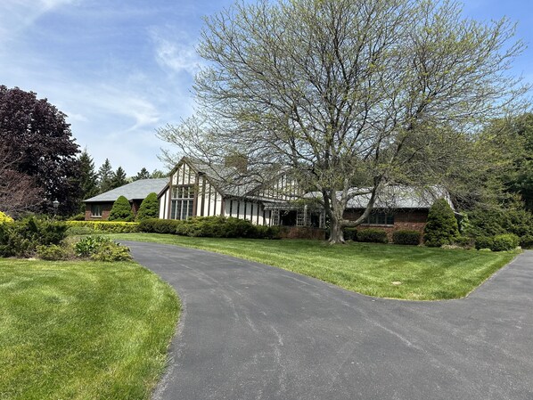 Front of home, 1story Tudor with a lower level bed and bath