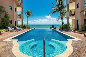 Best people watching from the infinity pool!