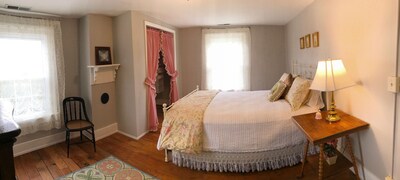 The Guest House at Willow Springs Farm -- central Shenandoah Valley location