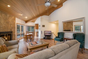 Family room has a 65” Samsung Smart TV, and a DVD player
