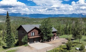 Beautiful views & private setting