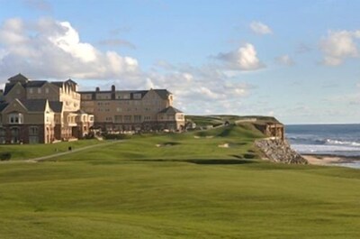 5-minute walk to the Ritz Carlton, golf, beach and walking trails.
