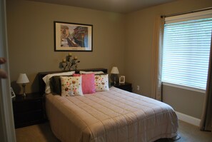 Guest Bedroom with Queen Bed