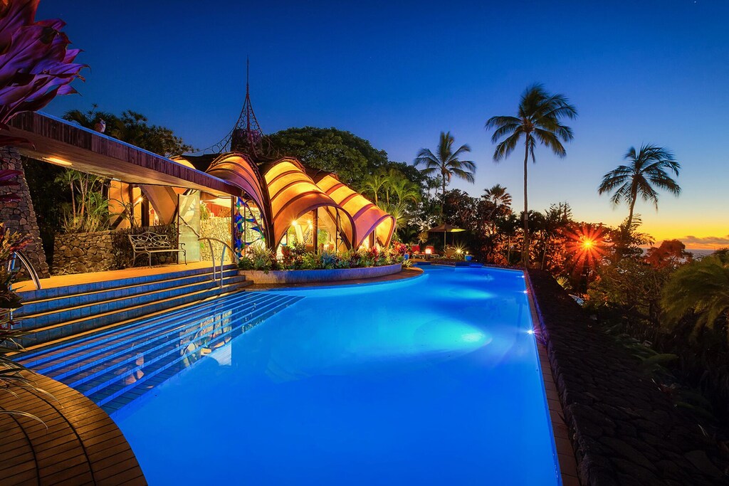 The Onion House Architecture So Full Of Life It Seems To Breathe Holualoa The Onion House Architecture So Full Of Life It Seems To Breathe Holualoa