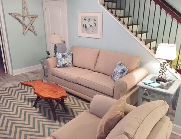 Living Room renovated in Jan. 2016