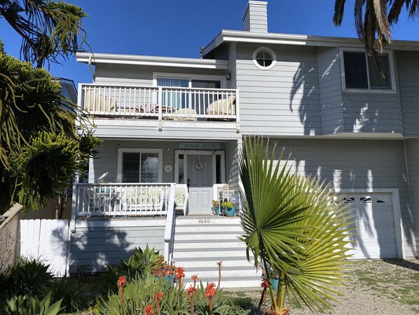 Ext. Beach House 
