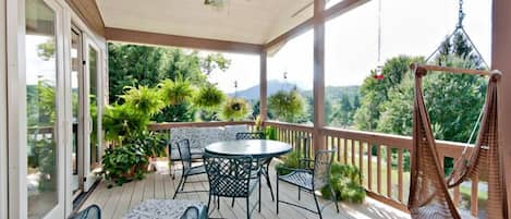 Covered Deck to enjoy the views of the lake and mountains.