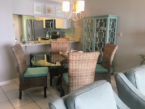 Dining table seats 6