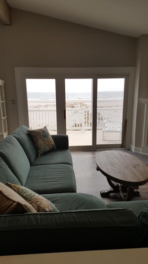 Family Room with Beach view