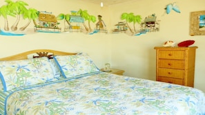 Quality Tropical Bedroom Decor