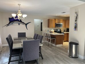 Dining/Kitchen