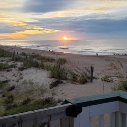 Lower deck at sunrise