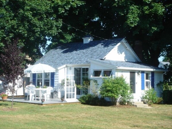 Saybrook Point Cottage
