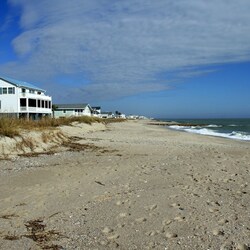 Looking up the beach right in front of Sa La Vie!