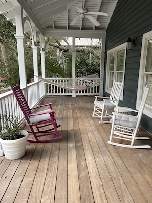 Listen to the Ocean on front porch !  Choose from rocking chairs or hammock.