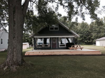 Private Chautauqua Lake House - 75 Ft Lake Front - Dock Available - Pet Friendly