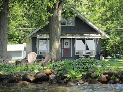 Private Chautauqua Lake House - 75 Ft Lake Front - Dock Available - Pet Friendly