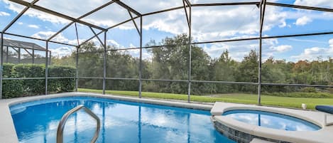 Southwest Facing Pool/Spa - SUN ALL DAY,  privacy hedges and conservation view