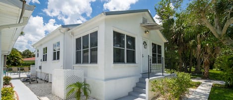 A true Siesta Key gem - Siesta Beach House original cover photo 