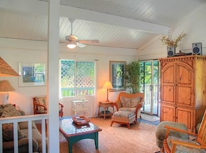 Lovely, Comfortable Living Room - Spacious Open Floor Plan