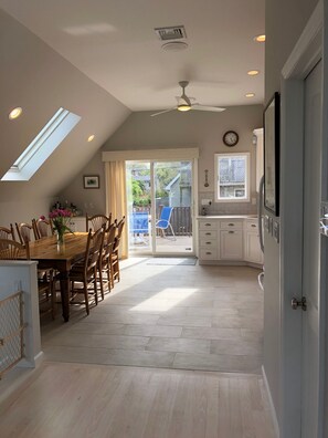 Lovely sunny open plan living/kitchen