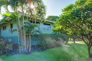 The gentle morning sun and singing birds start your Magical Maui Day.