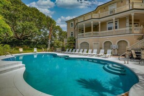 Backyard Pool