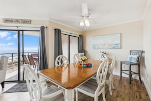 Dining Table with Ocean Views at 1406 Villamare