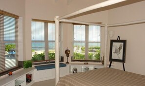 East Bedroom 