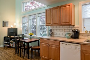 Lots of windows and skylights to capture the nantural light.