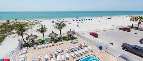 Standing on Clearwater Pier looking back at hotels and beach area