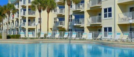 Bldg #2 South pool with Gulf Front view -100' from your patio. FOUR BEACH CHAIRS