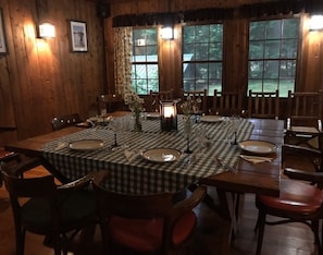 Lodge dinning room