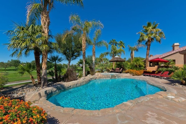 Private Pool with Mountain Views