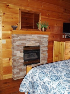 Grandview Lodge and Resort 2 bed/2bath Furnished Cabin Rental