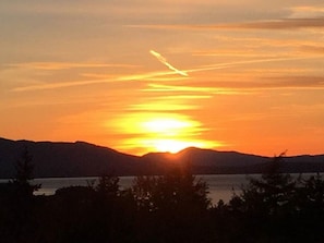 Beautiful Sunset view from Deck and Home