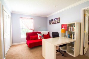 Loft space upstairs, with queen sofa bed, full size washer & dryer in cupboard