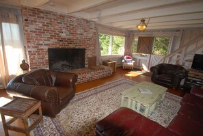 Living room with fire place