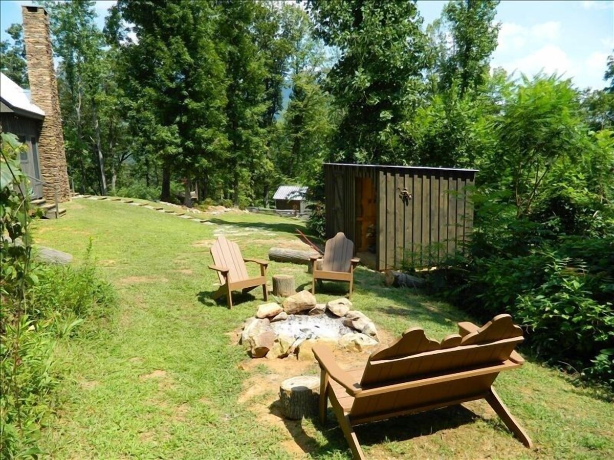 High Lonesome Cabin…Elevate Your Soul! Peaceful Seclusion