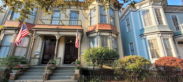 Circa 1891 Victorian era townhome