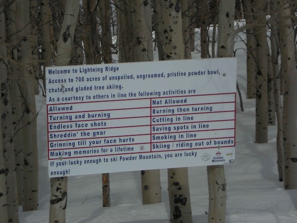 Lightening Ridge, Cat Skiing area, entry sign.