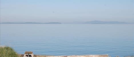 Gazing out at Orcas, Sucia, Matia and Patos Island.