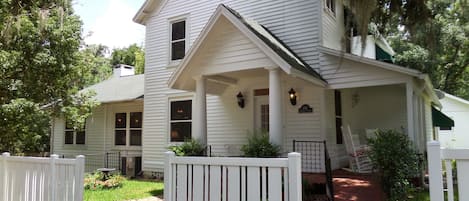 Beautiful, historic home in Brooksville, FL could be your vacation home!